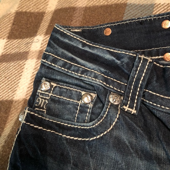 LIKE NEW $220- Miss Me signature SKINNY Angel - Picture 4 of 7